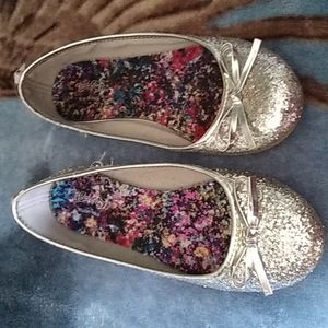 Girls Silver  Fadsd Glory Dress Shoes Sise 4